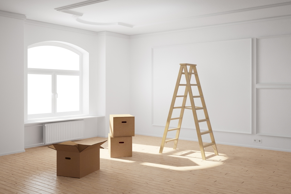 Empty,Room,With,Ladder,And,Boxes,Moving,Out